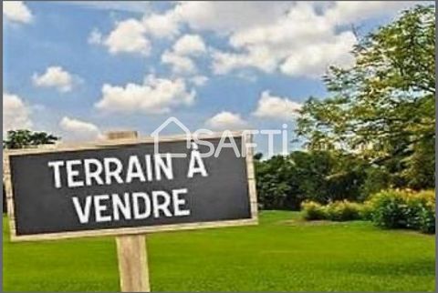 TERRAIN constructible 850M2- LES ORMES CENTRE