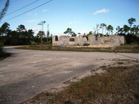 Don't pass up an opportunity to build your dream home near the canal and a short distance from The Sand Bar and the beach.