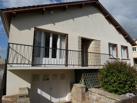 Maison à vendre 5 pièces URVILLE (14) de 89 m² habitables sur sous sol et 776 m² de terrain