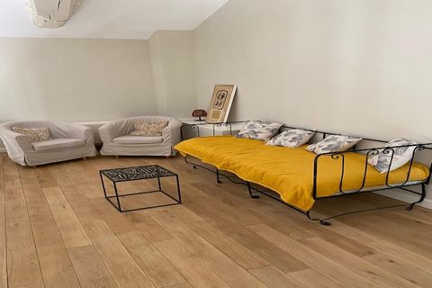 Des frais optionnels de services et utilités d'un montant de EUR 198,00 seront facturés avant votre arrivée. Les détails sont fournis ci-dessous. Évadez-vous dans la campagne française paisible du Domaine du Grand Toutre, où le luxe rencontre la tran...