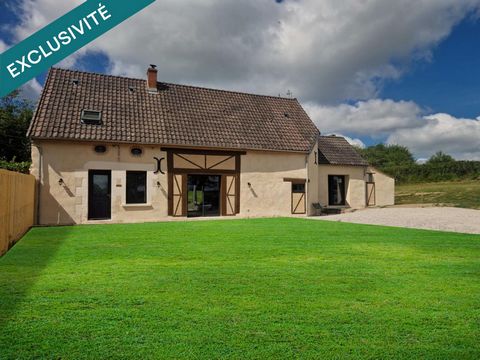 Très belle rénovation, sans aucun voisin. Terrain