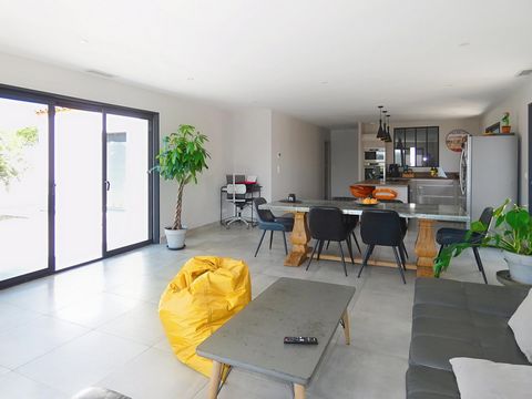 photo no. 2