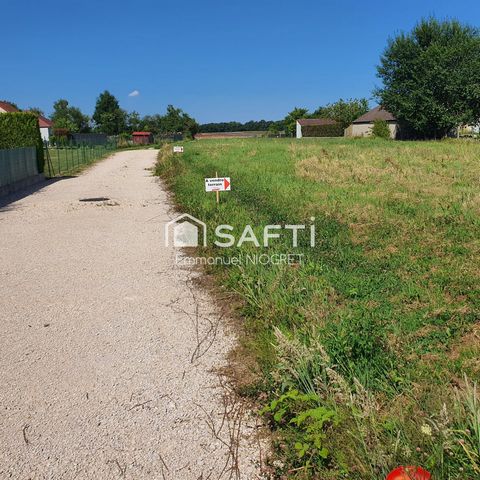 Superbe terrain plat de 737 m2 au calme