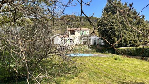 Villa 167 m² + studio indépendant , sur 2740 m2 , piscine, garage