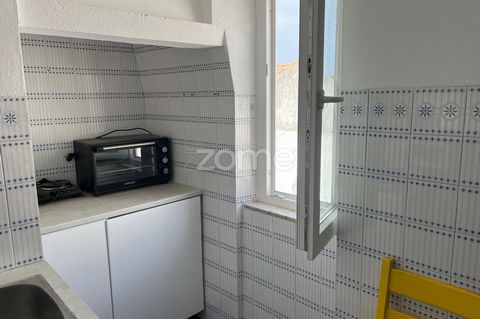 Identificação do imóvel: ZMPT578324 Apartamento T1 no Centro de Beja – Excelente Localização e Conforto Modernizado Apresenta-se este apartamento de tipologia T1, situado no centro histórico de Beja, beneficiando de uma localização privilegiada, próx...