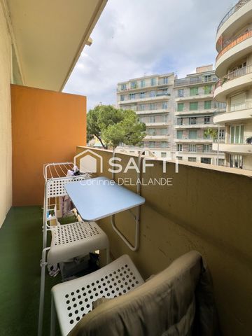 Joli studio avec cave et terrasse