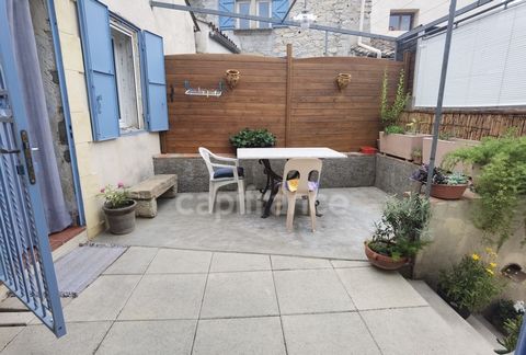 Ensemble à vendre de 2 maisons+1 logement (loué) VIC LE FESQ (30)