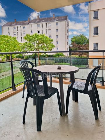 Appartement à vendre 2 pièces LAVAL (53)