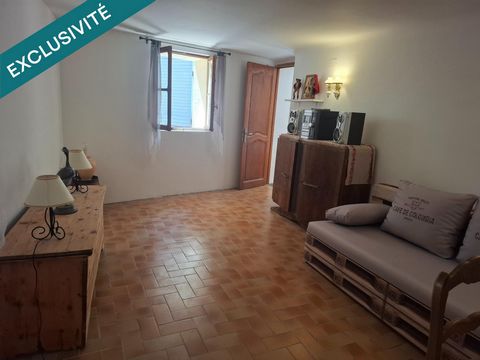 Maison de village dans Grambois, proche de tout commerce