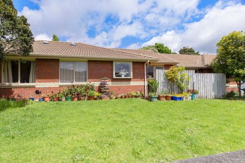 Here's a solid start to real estate or a secure retirement solution constructed in brick and tile. Located a short walk to the Village, this 'nice little earner' also has the convenience of public transport close by. Instantly rentable and entirely l...