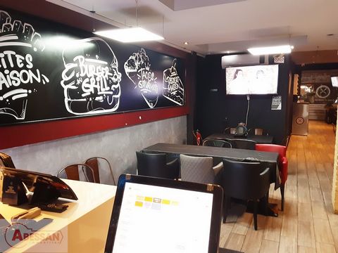 North (59) For sale downtown Douai, a business of a fast food. Very good turnover and profitability, enormous potential. Don't miss this opportunity! Completely agency and team! Information on the risks to which this property is exposed is available ...