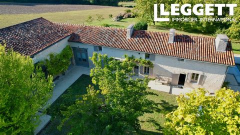 A24092SHH16 - A light and spacious property full of original character and charm but with all modern comforts. A stunning location surrounded by open countryside yet 5 minutes from the market town of Chalais which offers all commerce including a trai...