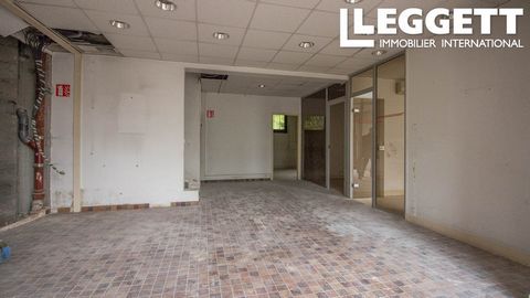 A25149DGE16 - Located on a busy avenue, very close to Angoulême town centre Information about risks to which this property is exposed is available on the Géorisques website : https:// ...