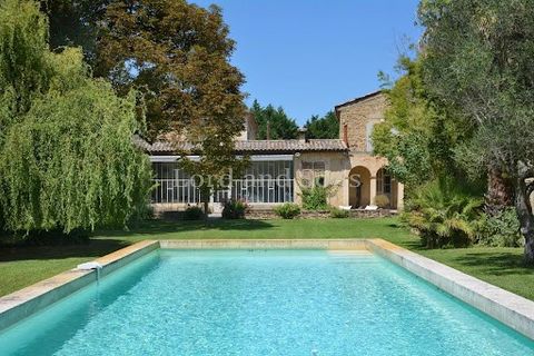 Provence, Vaucluse, Pays des Sorgues, between Avignon and Isle sur la Sorgue. Located in a charming hamlet, elitist and protected from any disturbance, this 19th century building has been entirely renovated and transformed into a high standing proper...