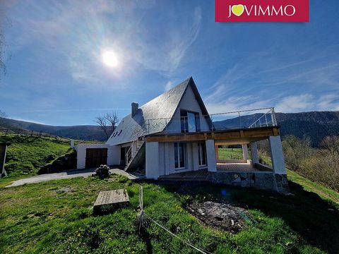 Located in Argelès-Gazost. UNIQUE LOCATION FOR THIS MOUNTAIN CHALET JOVIMMO votre agent commercial Sébastien CARVALHO ... 360° panoramic views in an incredible location ! Hautacam area. This chalet was built in two parts: in 1971 and 2001. It offers ...