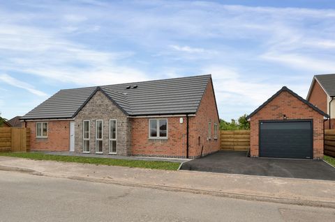 An outstanding and newly constructed bungalow situated on the borders of the popular north Nottinghamshire town of Sutton-in-Ashfield. THE PROPERTY This brand-new detached bungalow comes to the market offering the fantastic opportunity to acquire a b...