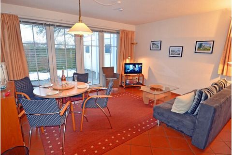 Appartement de vacances confortable avec terrasse, à seulement 900 m de la plage de sable de la mer Baltique, jusqu'à 4 personnes, avec lave-linge, internet/WLAN