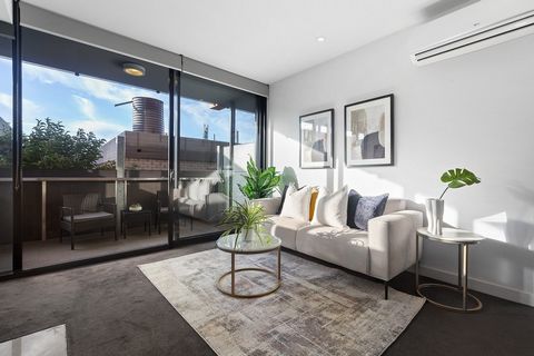 Ideally positioned in the boutique Hudson development, this secure and spacious one-bedroom apartment offers a magnificent low-maintenance lock-up lifestyle. It's walking distance to Glenferrie Station and Swinburne University, with trams on the door...