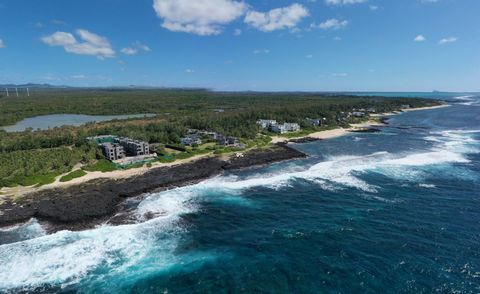 Nestenn propose cet appartement de 3 chambres dans une résidence en bord de mer. VENTE SUR PLAN - ACCESSIBLE AUX ÉTRANGERS - CONSTRUCTION EN COURS Situé au sein d'une magnifique résidence pieds dans l'eau, cet appartement de 109m² a tout pour plaire....