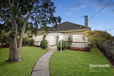 Step into elegance and charm with this stunning residence located at 38 Oakhill Ave in sought-after Oakhill Estate. This home boasts exquisite art deco features, including stunning decorative ceilings that exude character and sophistication. Featurin...