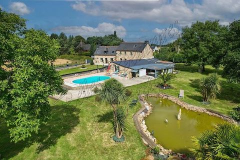 Un endroit paisible mais pas seulement.... la propriété tournée vers son parc et prolongée par la piscine et le plan d'eau sont une véritable invitation à la détente. L'intérieur est à l'unisson privilégiant espaces et confort. Les sites mythiques de...