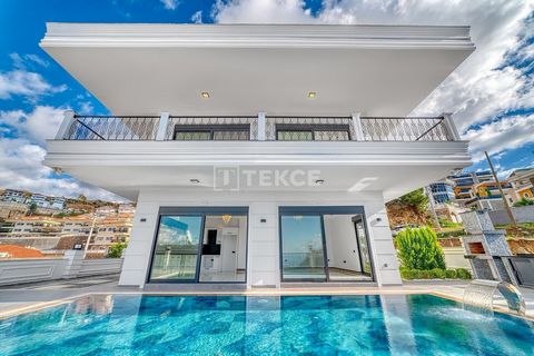 Seaview Villa with a Private Pool in Alanya Antalya Kargıcak is one of the most elite regions in Alanya offering a tranquil lifestyle. The region is located within walking distance of many amenities and offers easy access to many major points. The vi...