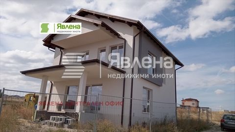 The house is located in the village of Gurmazovo and has excellent access except for a small section Dvor 456 sq.m. Total built-up area - 210 sq.m. First level garage for two cars with a warm connection to the house; Spacious living room with kitchen...