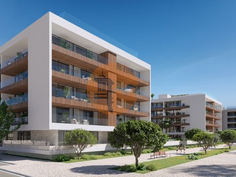 Ein-Zimmer-Wohnung mit 71 m² und einem Balkon von 3 m², gelegen in einem exklusiven neuen Projekt, das direkt gegenüber der Marina von Olhão im charmanten Sotavento Algarvio entsteht, mit atemberaubendem Blick auf die Ria Formosa. Del Mar Waterfront ...