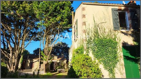 Situé dans un endroit préservé, maison de 152m2 habitable.