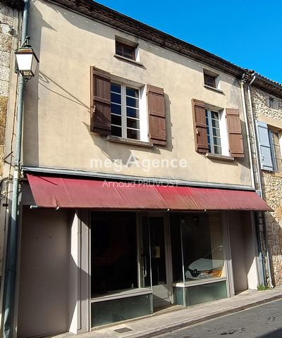 Maison de village avec boutique