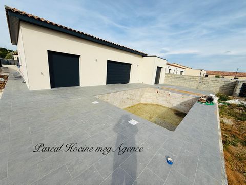 Villa 104 M2, 3 chambres terrain 410 M2, piscine