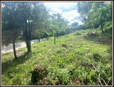 Terrain à vendre PLASCASSIER (06) Terrain à bâtir pour villa jumelées de 105 m2