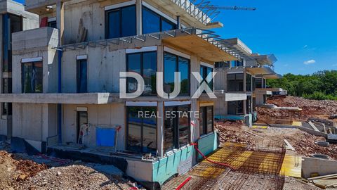 Location: Primorsko-goranska županija, Omišalj, Njivice. ISLAND OF KRK, NJIVICE - Exclusive new building, apartment on the 1st floor! We are mediating the sale of an incredible project of 3 new buildings in Njivice in a perfect location near the sea....