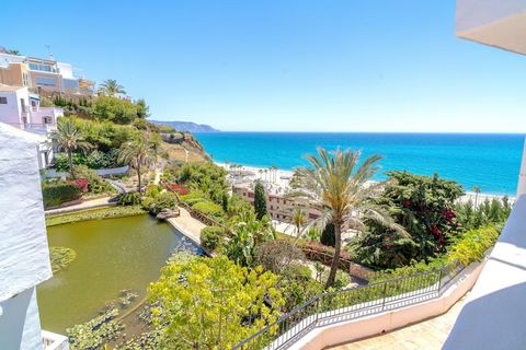 Los Aguacates Bellavista is a charming holiday home with stunning views of the Mediterranean Sea, located in Nerja's peaceful Capistrano area. This two-bedroom property offers a serene escape, just 2 kilometers from the beach. Enjoy the sea views fro...