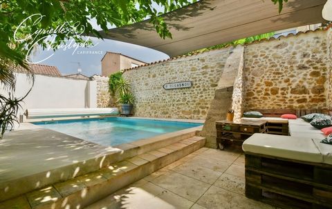 Dpt Hérault (34), à vendre à CAMPAGNAN, maison de maître T7 191m² avec cour ombragée et piscine sur terrain de 310m²