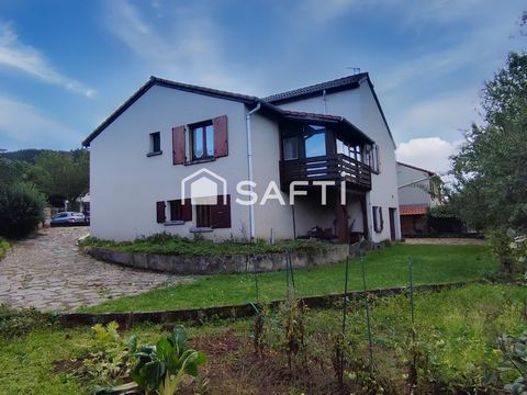 Maison de 135 m² sur une parcelle de 580 m² avec jardin