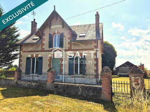 Beaucoup de cachet pour cette maison avec dépendances