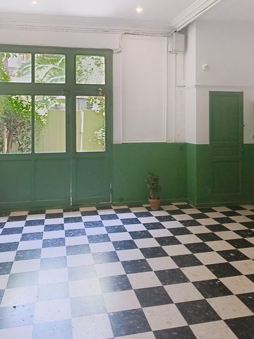 STUDIO HYPER-CENTRE