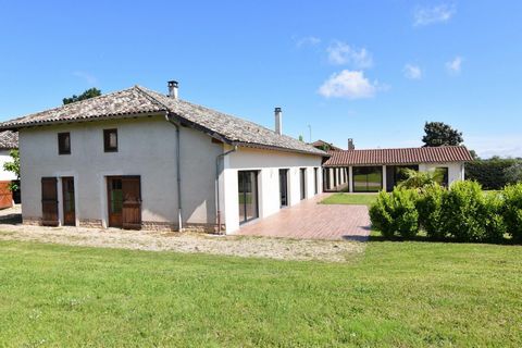 Grande bâtisse avec annexe sur un terrain de 5136 m²