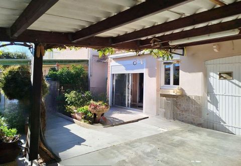 CANET EN ROUSSILLON VILLAGE, MAISON PLAIN-PIEDS AVEC GARAGE ET JARDIN