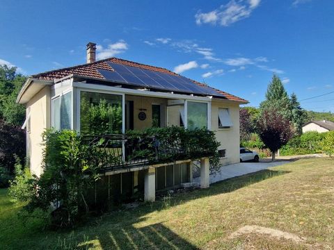 Maison familiale 5 pièces avec grand jardin  Chancelade (24650)