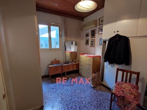 Athens, Ampelokipoi, Detached house For Sale, 80 sq.m., In Plot 80 sq.m., Floor: Ground floor, 2 Bedrooms 1 Kitchen(s), 1 Bathroom(s), , Features: Price Negotiable, For Investment, AirConditioning, Property Code: 28994. RE/MAX Central, Tel: 210644002...