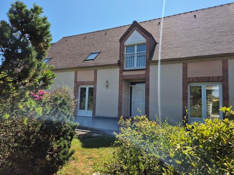 Belle maison d'architecte 220 m² sur 1ha de terrain avec box