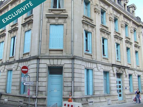 Appartement avec ascenseur, dans immeuble centre-ville !