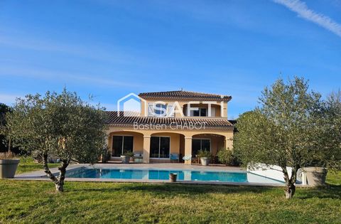 Maison de type villa de 185 m² sur la commune de Saint-Jean-d'Illac
