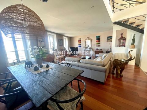 DUPLEX D'EXCEPTION DE 171 M2 AVEC TERRASSE PLEIN SUD