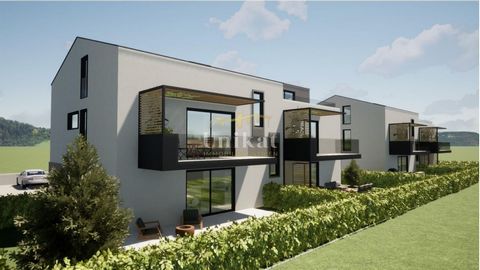 Nieuwbouw - appartementen op 3 km van Poreč en de zee. Dit appartement zal zich op de eerste verdieping bevinden en zal bestaan uit een entree, een woonkamer met een keuken en eetkamer, een toilet, twee slaapkamers en een badkamer. Het appartement wo...