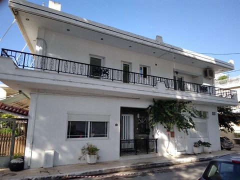 For sale 1st floor apartment of 140 sq.m. in Loutraki. The apartment is part of private luxury construction  with its own entrance as a single-family house. Built in 1993. Without intermediate columns, extremely high strength with footings of 3 floor...