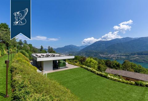 This newly-built designer villa for sale is in the province of Trento, offering spectacular views. Located in a splendid hilly position, this estate is perfect for experiencing Trentino in all its charm, as the perfect starting point for excursions a...