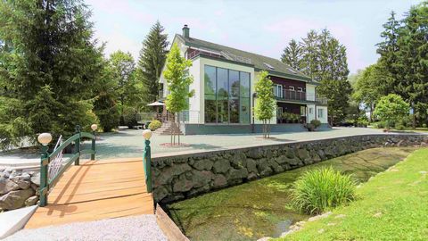 Presenting an unparalleled opportunity to acquire luxury real estate near Ljubljana, our offering caters to those who seek the epitome of seclusion and a superior standard of living. Encompassing a sprawling 5,000 m2 estate, this property boasts a se...